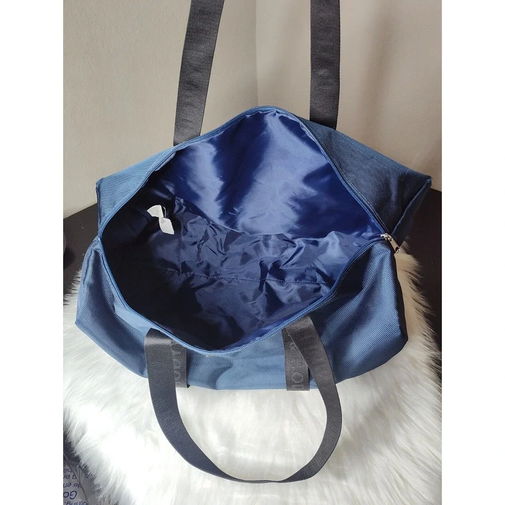 Bath And Body Works Blue‎ Mens DUFFLE BAG NWT PERFECT FOR GYM